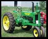 John Deer Antique Tractor
